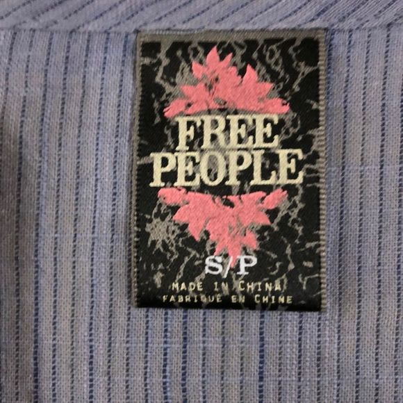 Free People Knit Front Cold Shoulder Light Weight Top Size S - Picture 8 of 11